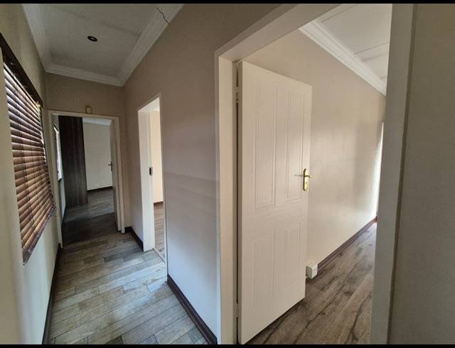 4 BEDROOM HOUSE FOR SALE IN VANDERBIJLPARK SW 5
